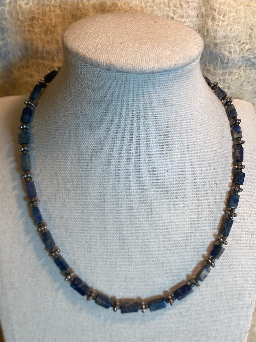 Vintage Lapis Lazuli Beaded Necklace Blue Gemstone Silver Tone 16-18”
